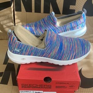 Brand New! Women’s Skechers Size:10